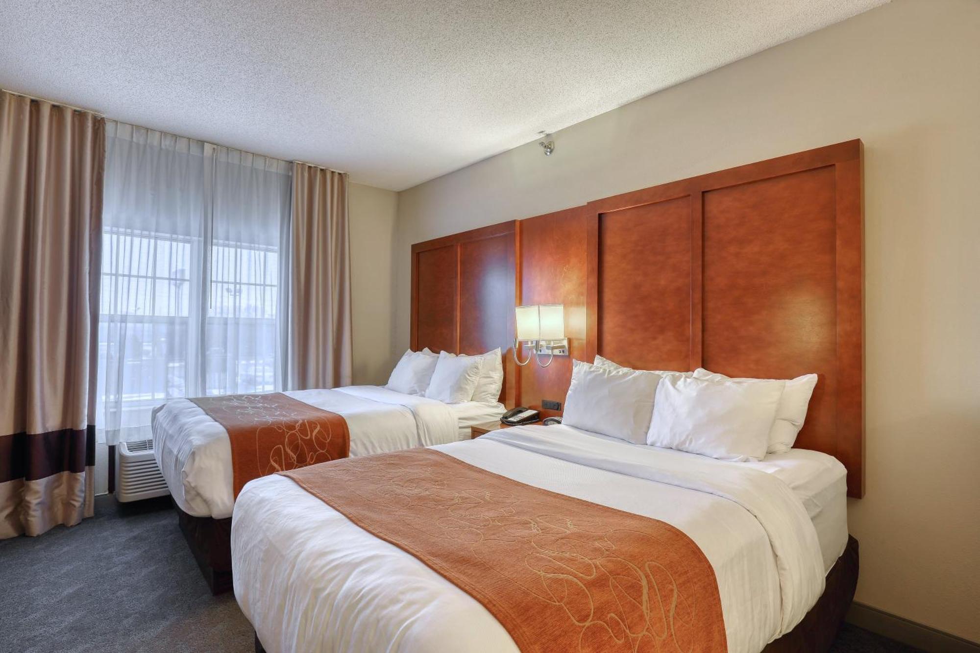 Comfort Suites Appleton Airport Exterior foto