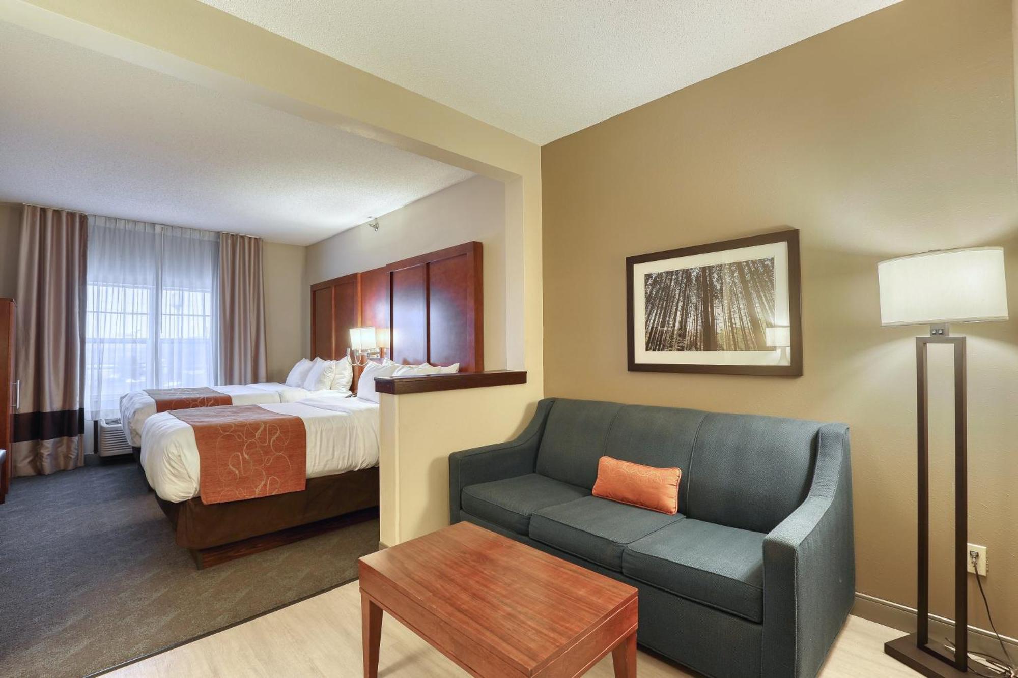 Comfort Suites Appleton Airport Exterior foto
